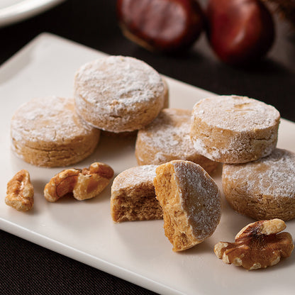 新宿高野 栗とクルミのポルボロン